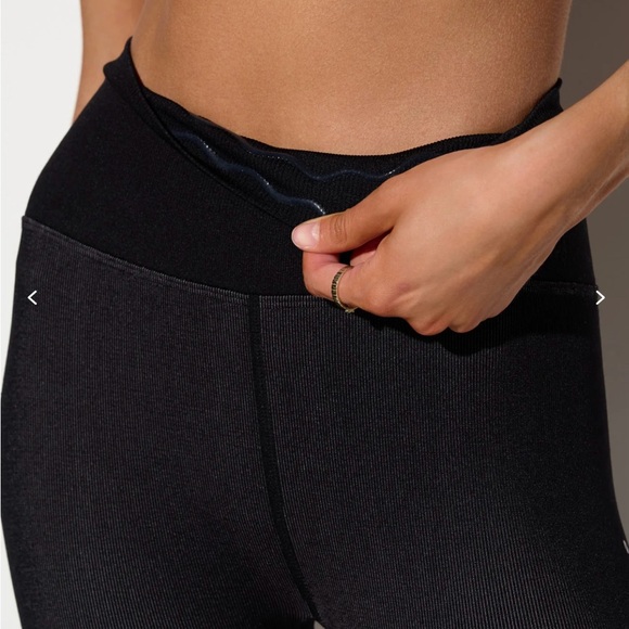 NWT Spiritual Gangster High Waisted Leggings with Celestial Design XS/S - Picture 7 of 7